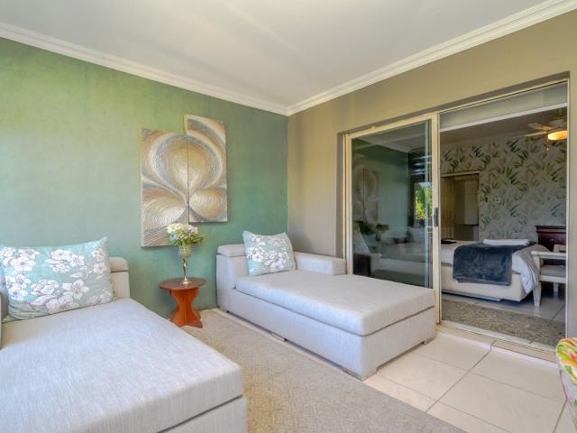 5 Bedroom House For Sale in Salt Rock