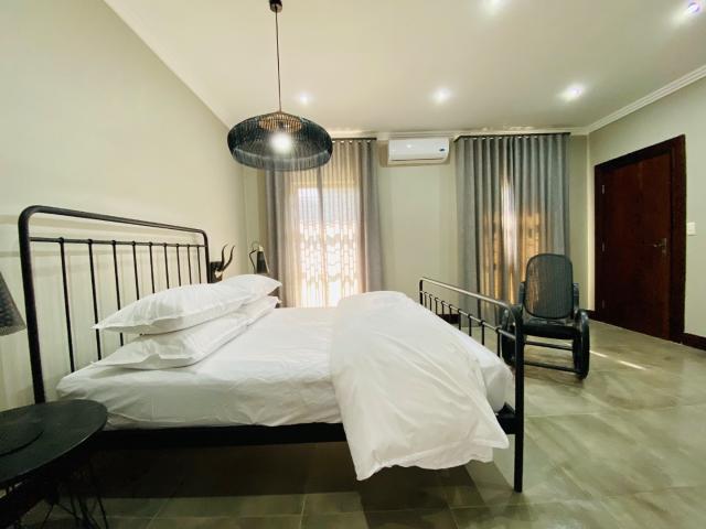 5 Bedroom House For Sale in Silver Lakes Golf Estate
