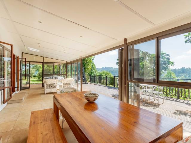 5 Bedroom House For Sale in Summerveld
