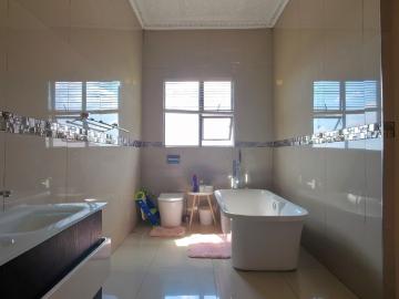 5 Bedroom House For Sale in Pebble Rock Golf Village