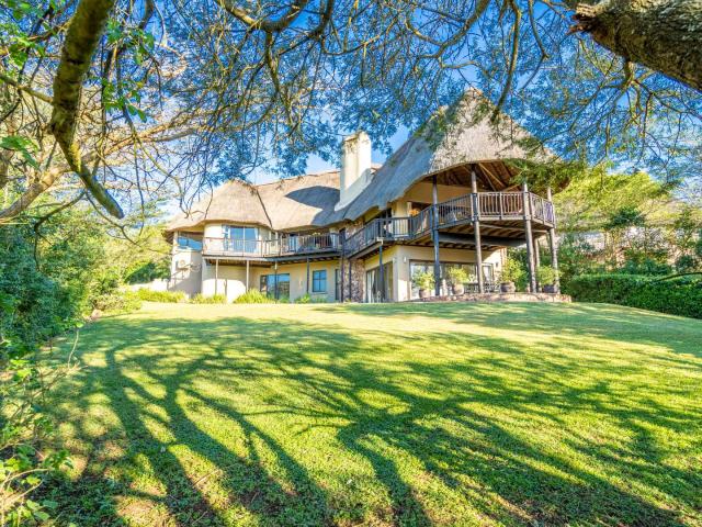 5 Bedroom House For Sale in Phezulu