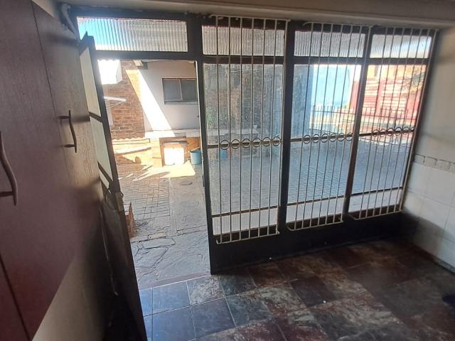 5 Bedroom House For Sale in Pretoria West