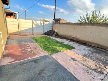 5 Bedroom House For Sale in Protea Glen