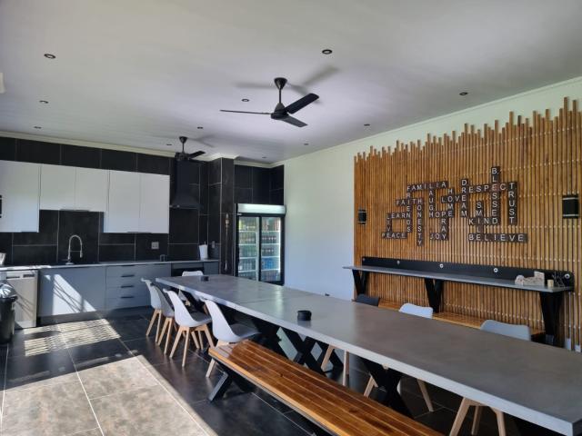 5 Bedroom House For Sale in Protea Park