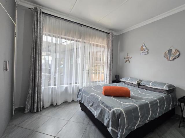 5 Bedroom House For Sale in Raceview