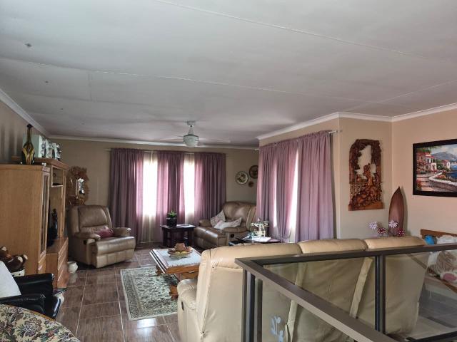 5 Bedroom House For Sale in Randfontein Central