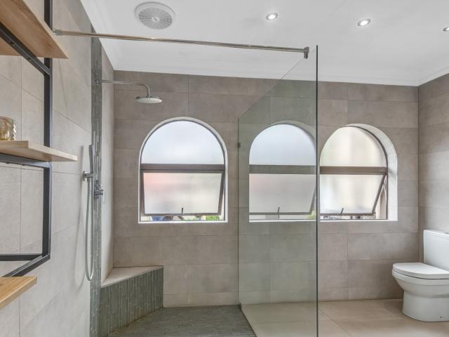 5 Bedroom House For Sale in Randpark Ridge