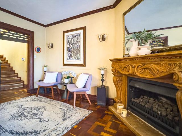 5 Bedroom House For Sale in Waterkloof