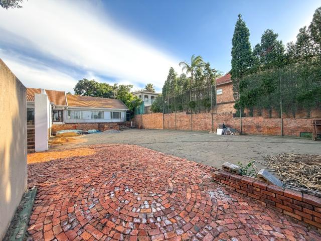 5 Bedroom House For Sale in Waterkloof Ridge