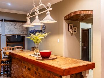 5 Bedroom House For Sale in Waterkloof Ridge