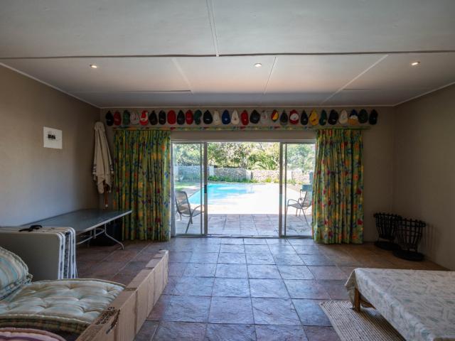 5 Bedroom House For Sale in West Hill