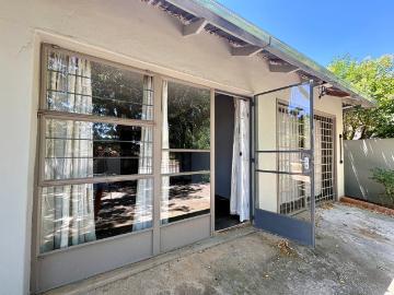5 Bedroom House For Sale in Westdene