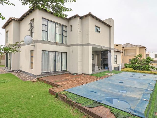 5 Bedroom House For Sale in Wildtuin Park