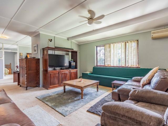 5 Bedroom House For Sale in Winston Park