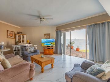 5 Bedroom House For Sale in Winston Park