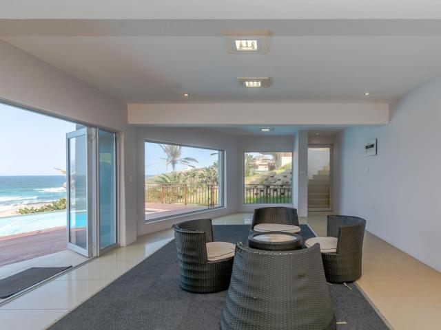 5 Bedroom House For Sale in Tinley Manor