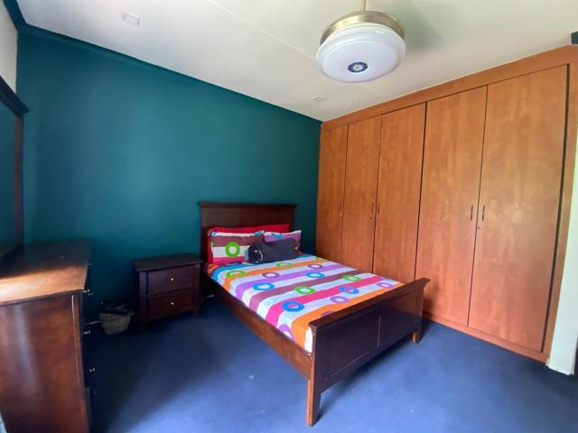 5 Bedroom House For Sale in Vorna Valley