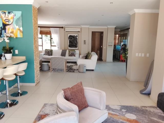 5 Bedroom House For Sale in Vaalview