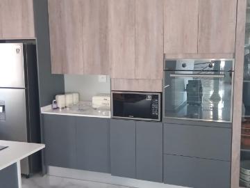 5 Bedroom House For Sale in Zakariyya Park