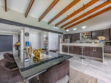 5 Bedroom House For Sale in Zambezi Country Estate
