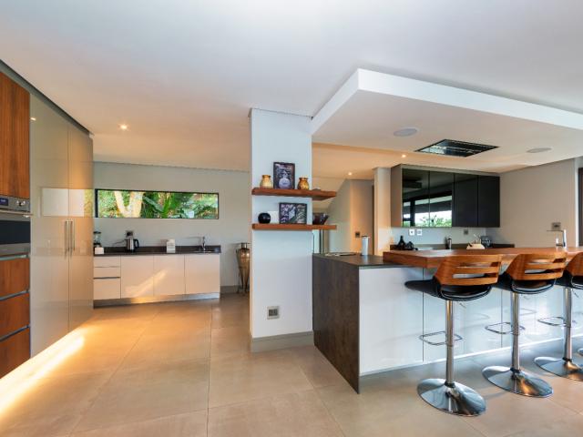5 Bedroom House For Sale in Zimbali Estate