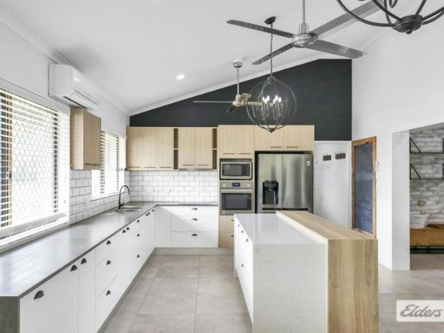 5 Bedroom House Katherine NT 105936619