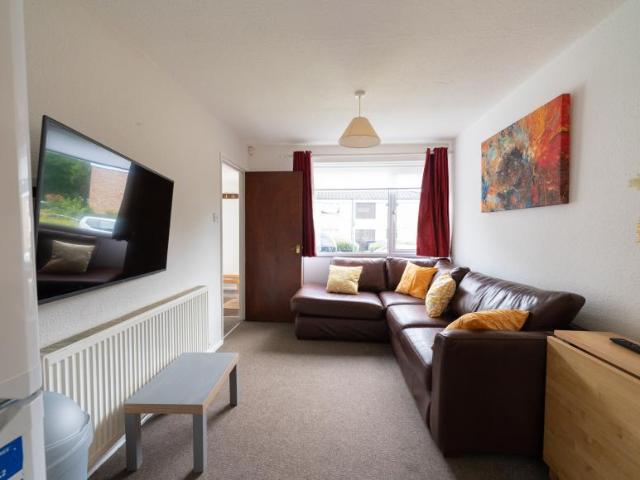 5 Bedroom House Harborne West Midlands 98286263