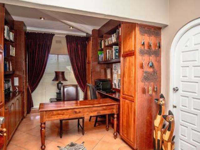 5 Bedroom House in Cashan