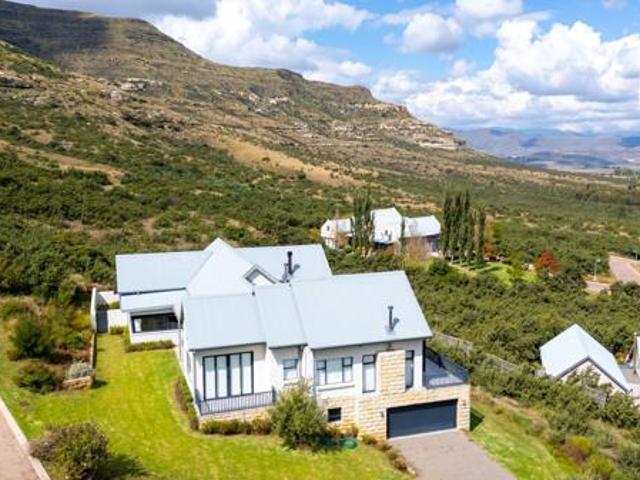 5 Bedroom House in Clarens