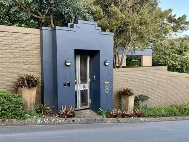 5 Bedroom House in Beacon Bay