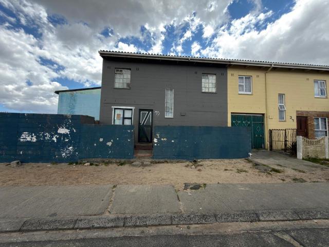5 Bedroom House in Belhar
