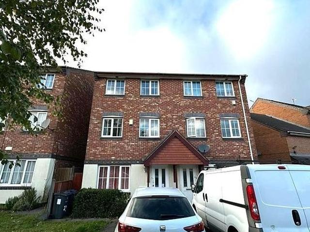 5 bedroom house in Birmingham