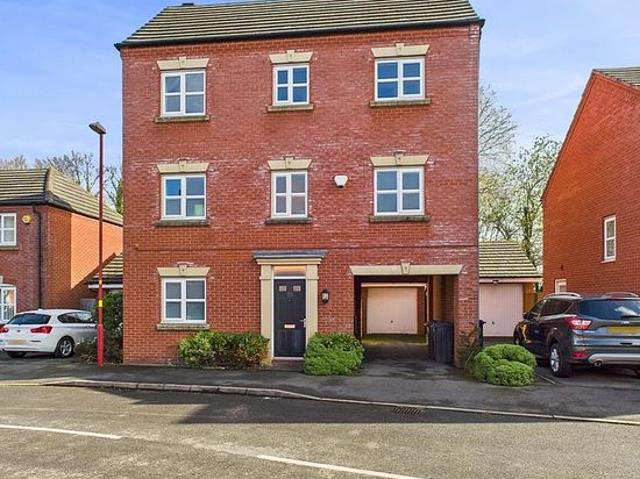 5 bedroom house in Birmingham