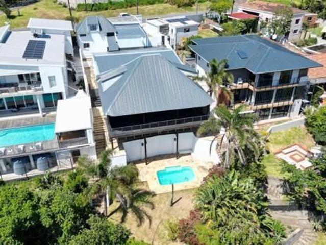 5 Bedroom House in Gonubie