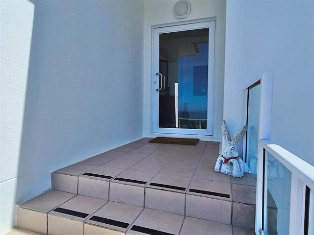 5 Bedroom House in Dana Bay