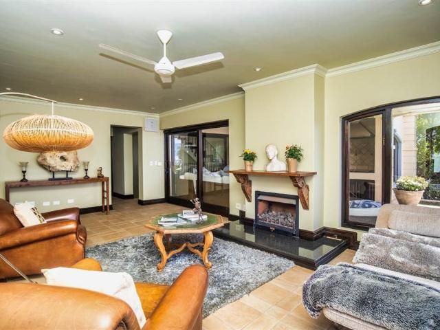 5 Bedroom House in Eagles Landing
