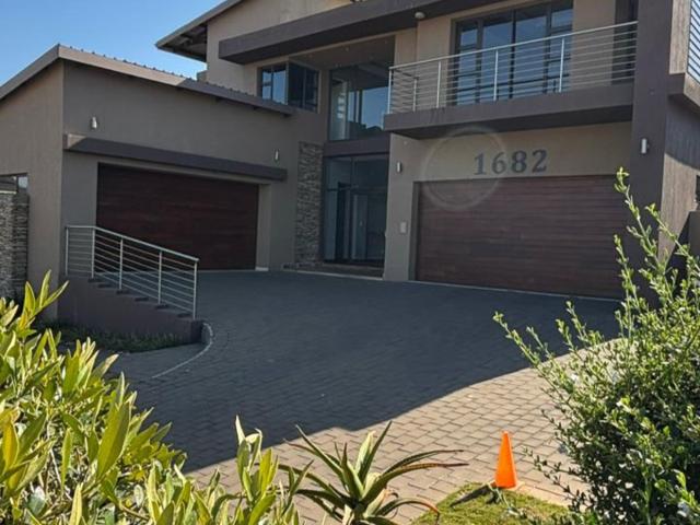 5 Bedroom House In Eye Of Africa Luxury Home
