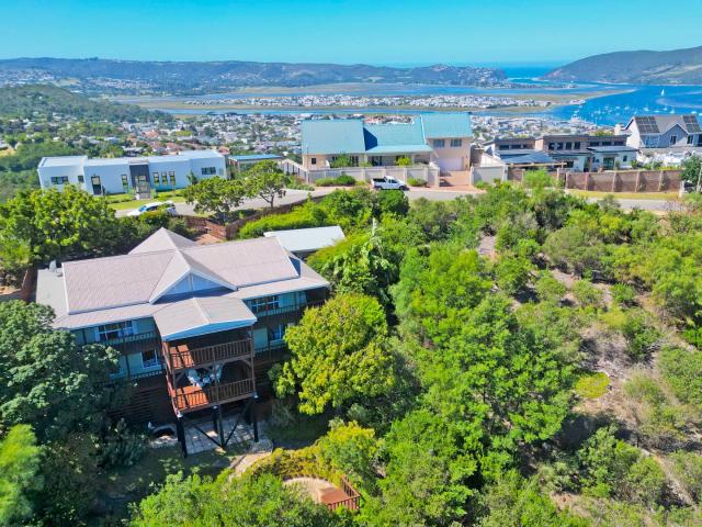 5 Bedroom House in Knysna Heights