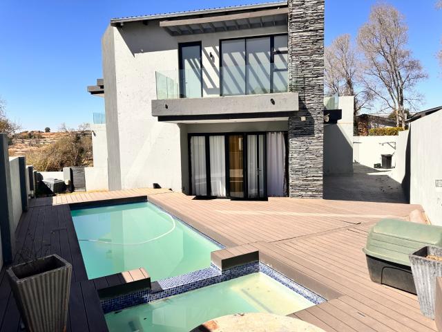 5 Bedroom House in Homes Haven