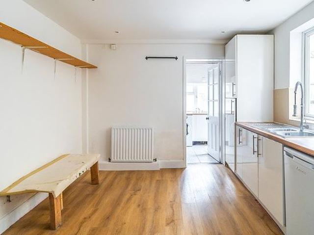5 bedroom house in London