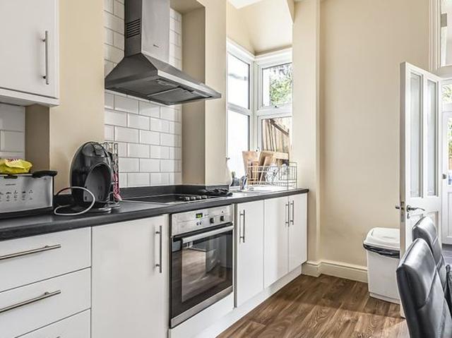 5 bedroom house in London