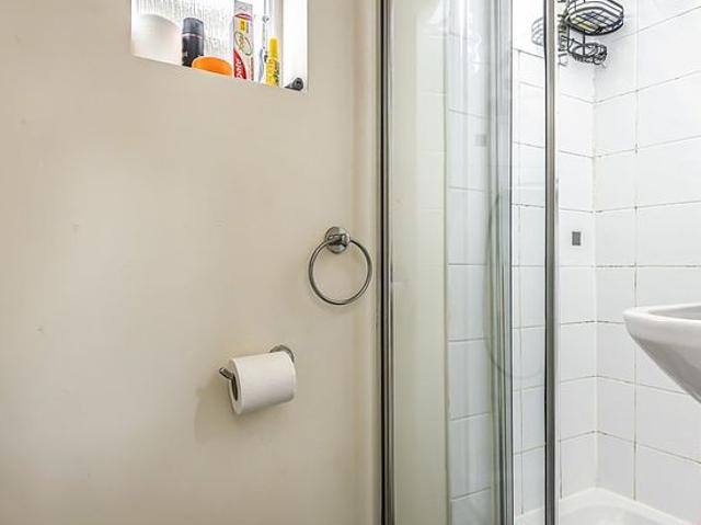 5 bedroom house in London