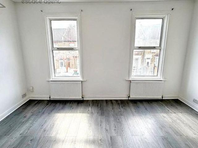 5 bedroom house in London