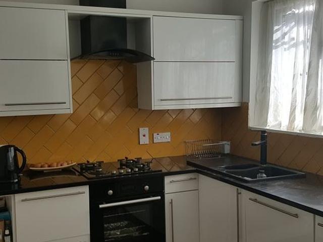 5 bedroom house in London