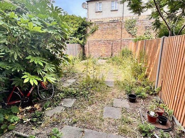 5 bedroom house in London