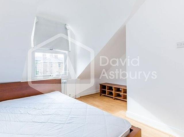 5 bedroom house in London