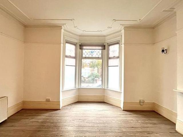 5 bedroom house in London