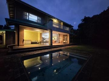 5 Bedroom House in Leisure Bay