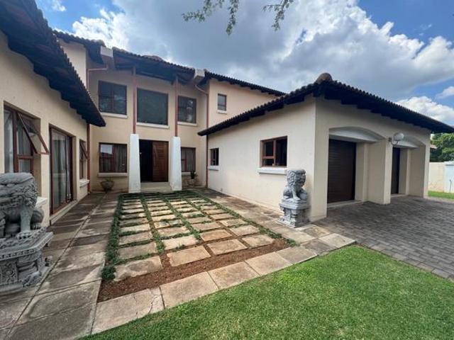 5 Bedroom House in Midfield Estate