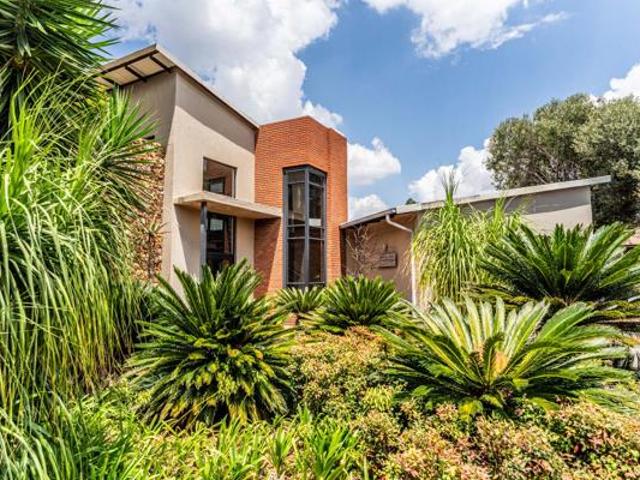 5 Bedroom House in Midstream Estate